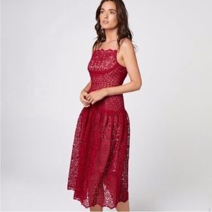 NWOT OPT Lizzet lace midi dress 😍♥️😍